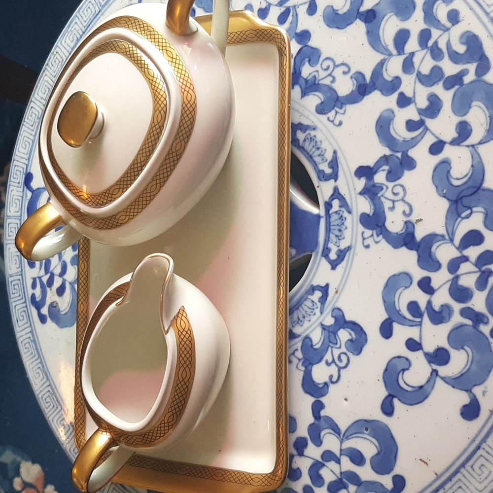 Vintage Eschenbach, Germany / Bavaria Cream / Sugar / Tray